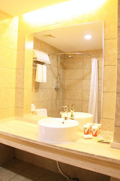 Zhou Wang Cheng Hotel Luoyang  Dış mekan fotoğraf